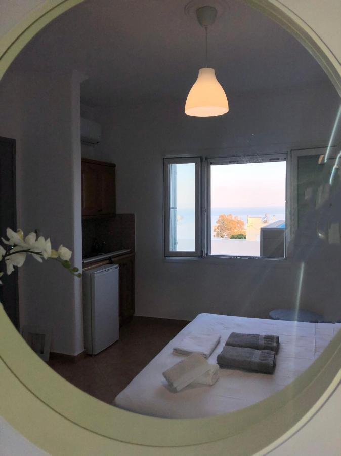 Amaryllis Suites Santorini Fira  Exterior foto
